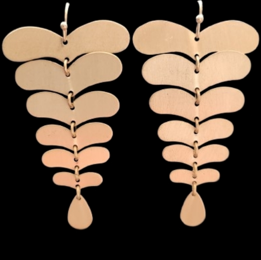 Dangle Earrings Gold Tone